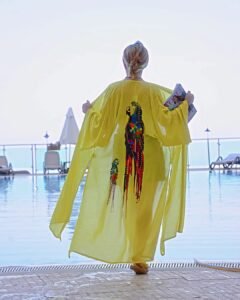 sari-papagan- islemeli-kimono-1
